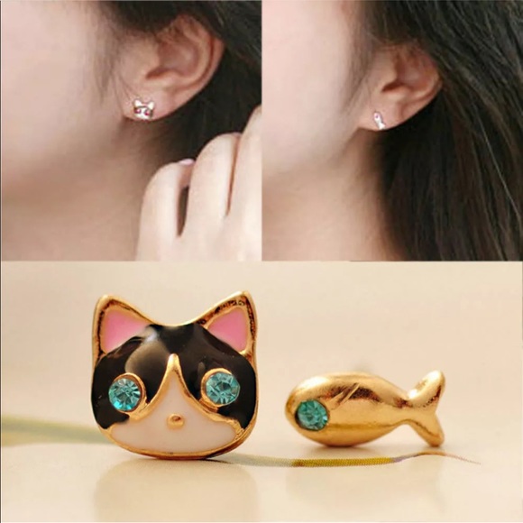 Jewelry - 🐈 🐠Cat & Fish Whimsical Mismatched Earrings🐈 🐠